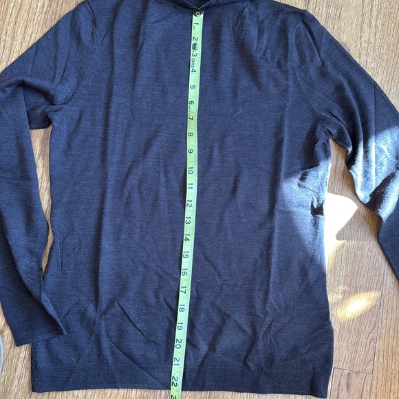 Brooks brothers Saxon wool size medium brown turtleneck sweater. - Picture 3 of 5